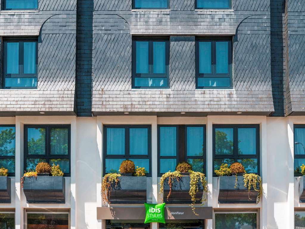 Ibis Styles Centre Historique Hotel 3*